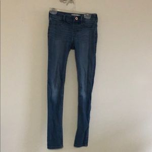 Girls pull on jeggings